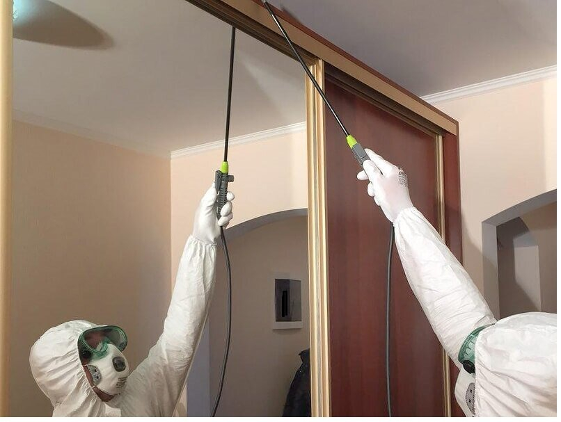 ФОТО Обработка от моли в поселке Московской области Развилка